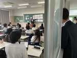 教育実習生の研究授業が行われています